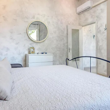In With Kitchenette Διαμέρισμα